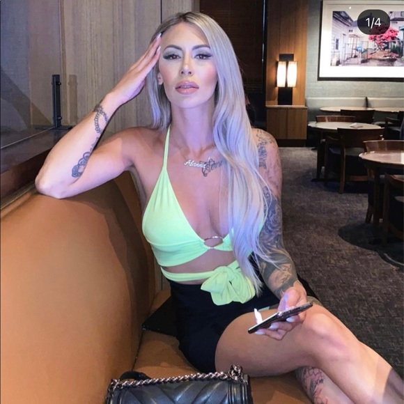 Meet your Posher, Alanna - Picture 1 of 1